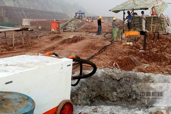 四川廣安圍堰注漿機施工（gōng）-0