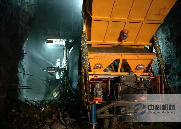 貴州畢節自動上料噴漿機施工現場-0