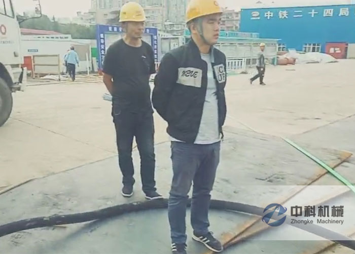 中鐵二十四局液壓濕噴（pēn）機施工現場-1