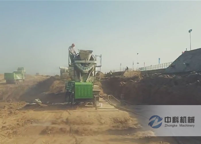 中鐵隧道局液壓濕噴（pēn）機施工現場-1