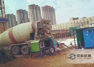 混凝（níng）土液壓濕噴機施工（gōng）現場