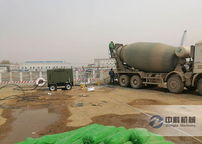 中鐵十二局（jú）液壓濕噴機施工現場（2）-1