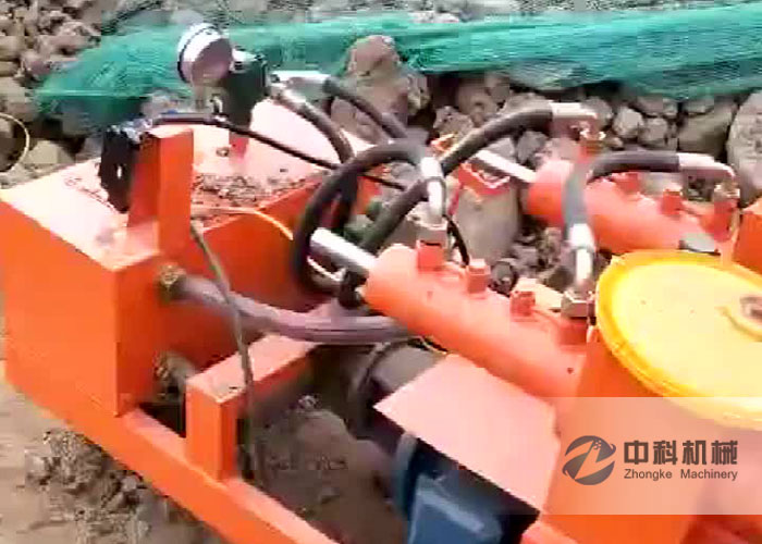 雙缸（gāng）砂漿（jiāng）泵施工視（shì）頻