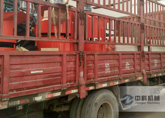 重慶雙液注漿機、灰漿攪拌（bàn）機（jī）發（fā）貨現場