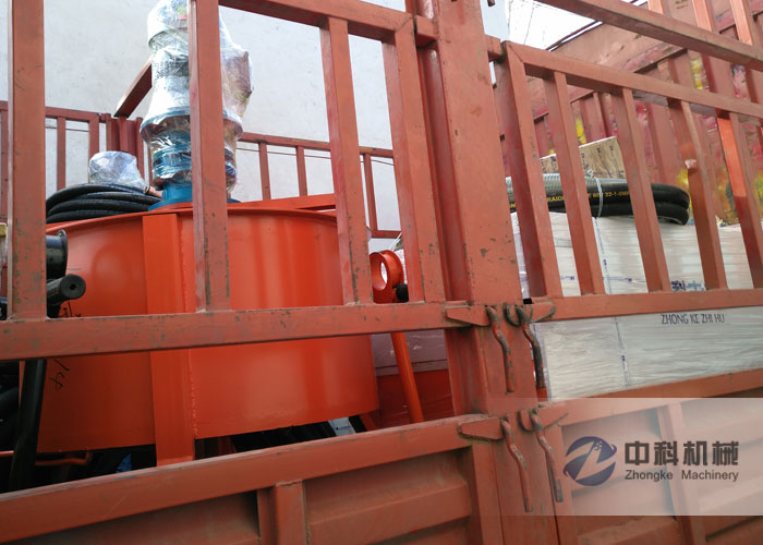 中鐵一局雙液注(zhù)漿(jiāng)機、灰漿攪拌機發貨現場