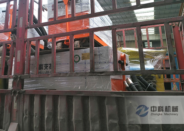 濟南雙液注（zhù）漿機、PZ-6噴漿（jiāng）機發貨（huò）現場