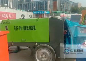 液壓泵送濕噴機施工（gōng）現場