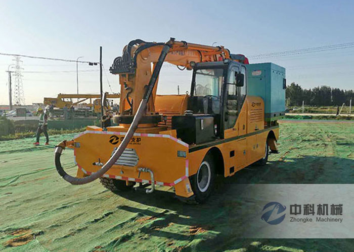 中交一公局混凝土濕噴台車施（shī）工（gōng）現場-1