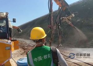 雄安新區混凝（níng）土濕（shī）噴機械手施工現場