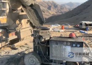 轉子式混（hún）凝土濕噴機施工現場（chǎng）