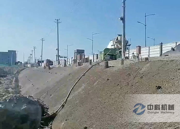 小(xiǎo)型液(yè)壓(yā)泵送式混凝土濕噴機(jī)施工視頻(2)