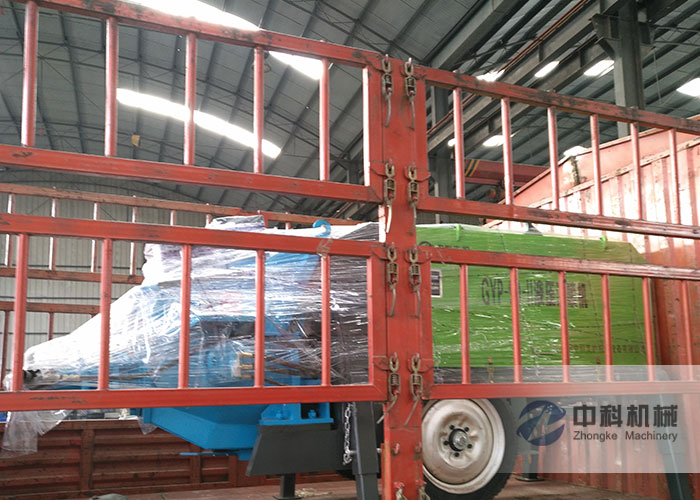 中鐵七局液壓（yā）混凝土濕噴機（jī）發貨現場-0