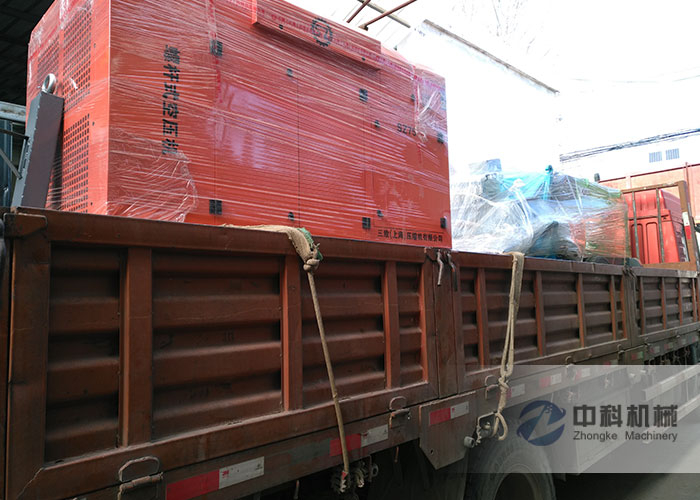 小型液壓濕噴機、空壓機發貨現場-0