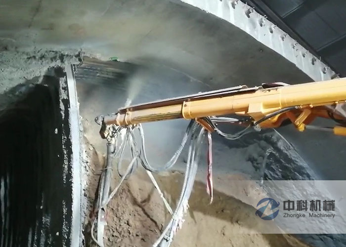 中（zhōng）交一公局工程（chéng）混凝土濕（shī）噴台車施工現場（3）-2