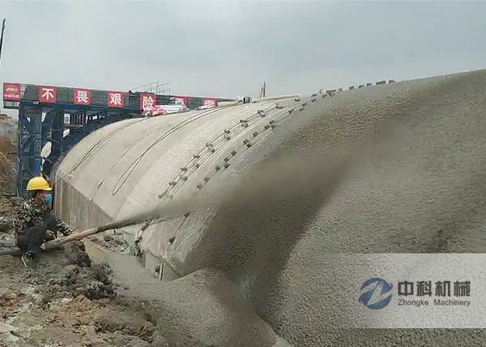 液壓泵送式混凝土濕噴機（jī）施（shī）工視頻