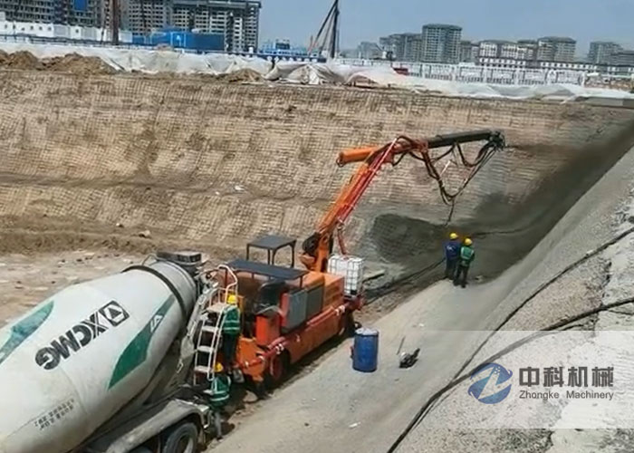 工程底盤濕（shī）噴機械手施工視頻