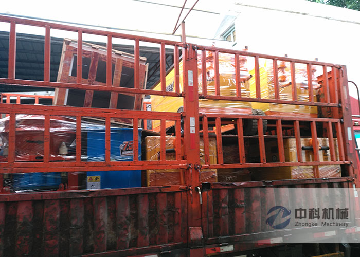 昆明雙液注漿機、PZ-6噴漿機發貨現場-0