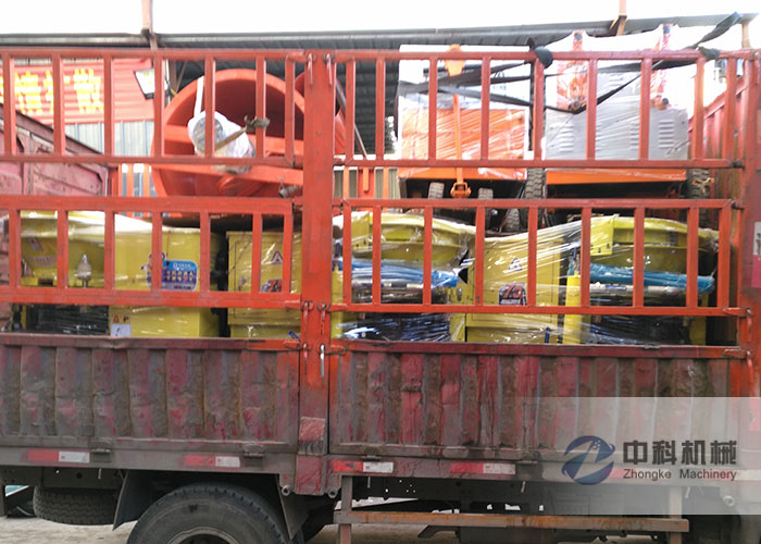 太原雙液注漿機、PZ-6噴漿機、灰漿攪拌機發貨現場-0