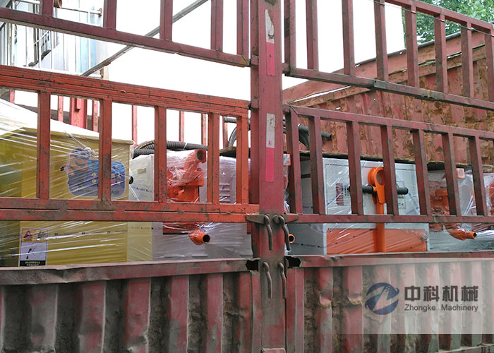 福州雙（shuāng）液注漿機（jī）、PZ-6混凝土噴漿機發貨現場-0