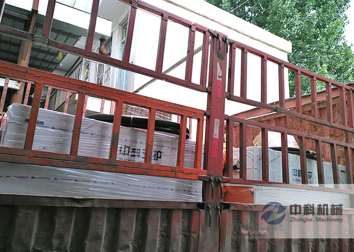 中鐵四局ZKSY90-125雙（shuāng）液注漿機發貨現場-0