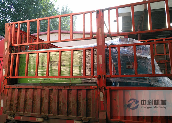 中（zhōng）鐵五局（jú）小型液壓濕噴機發貨現場-0