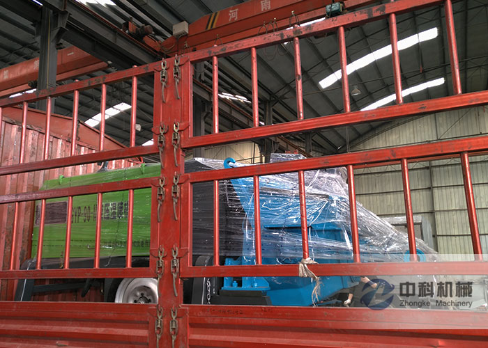 中鐵一局液壓濕噴機發貨（huò）現場-0