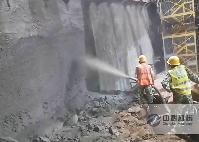 小型液壓（yā）混凝土（tǔ）濕噴機施工視頻