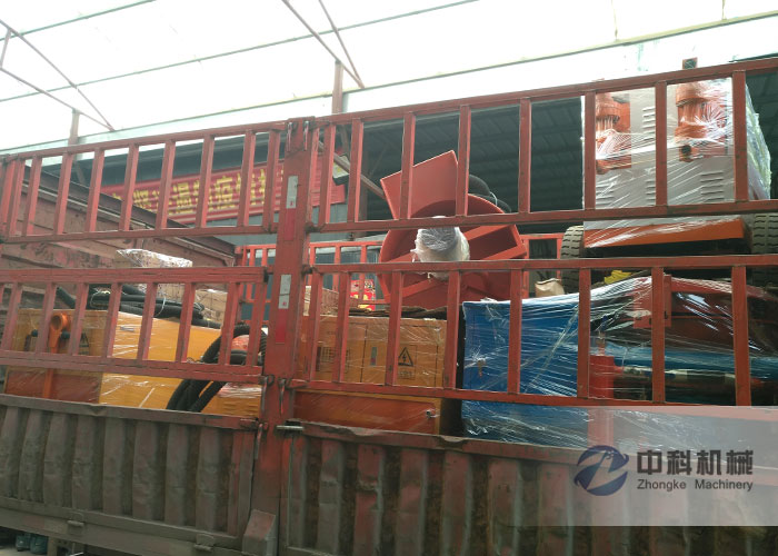 昆明雙液注漿機、灰漿攪拌（bàn）機、PZ-6噴漿機發貨現場-0