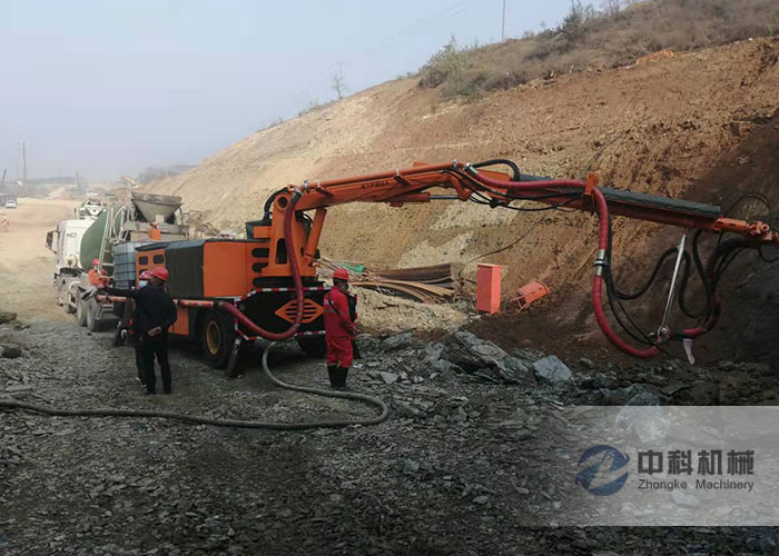 混凝土濕噴台車施工現場-0