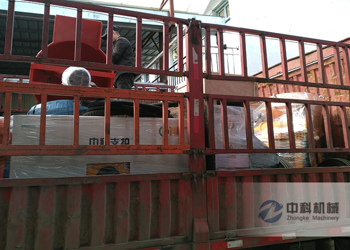 重慶（qìng）轉子式混凝土濕噴機、雙液注漿機、灰漿攪拌機發（fā）貨現場-0