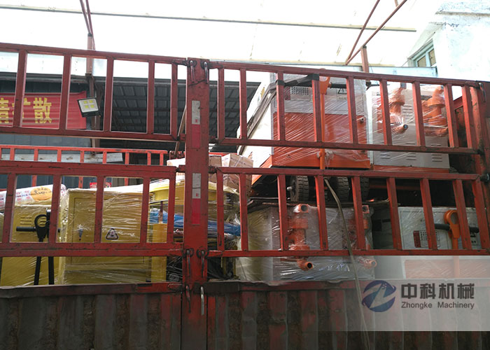 南寧雙（shuāng）液注漿機、PZ-6混凝土噴漿機發貨現場