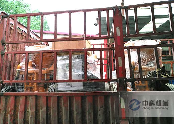 轉子（zǐ）濕噴機發貨現場（chǎng）-0