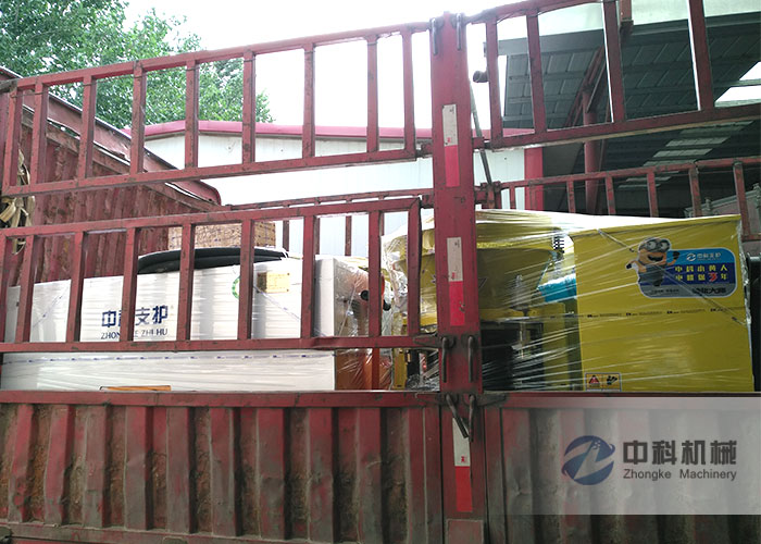 石（shí）家莊雙液注漿機、PZ-6混凝土噴漿機發貨現場-0