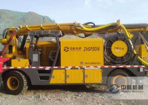 工程混凝土濕（shī）噴台車施工現場