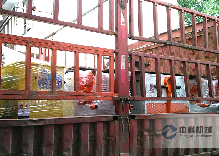 南昌雙液（yè）注漿機、PZ-6混凝土噴漿機發貨現場-0