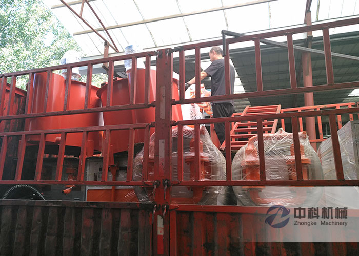 南（nán）寧雙液注漿（jiāng）機、雙缸液壓砂（shā）漿泵、灰漿攪拌機發貨現場-0