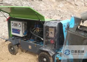 90A小型液（yè）壓混凝土濕噴機施工現場