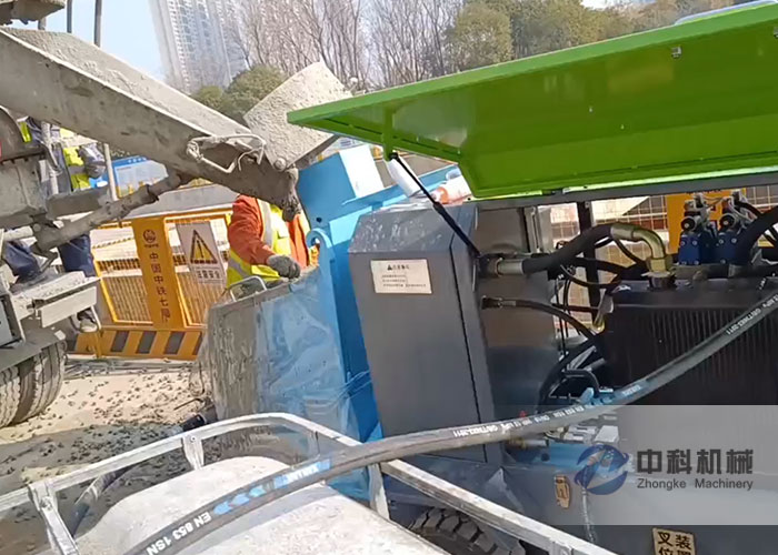 GYP-90A液（yè）壓混凝土濕噴機施工現（xiàn）場-1