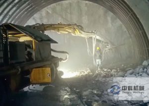 3016隧道混凝土濕噴機械手施工視頻（pín）