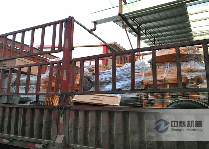 轉子活塞式混凝土（tǔ）濕噴機發貨現場