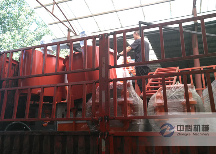 西安雙液注漿機、雙缸液壓（yā）砂漿泵、灰漿攪拌機發貨現（xiàn）場